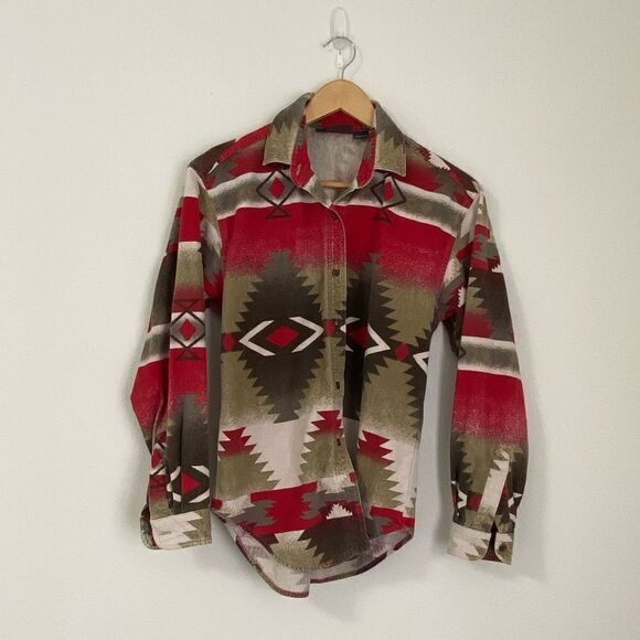 Woolrich Aztec Print Red and Tan Warm Long Sleeve Button Down Shirt Womens Small - Picture 1 of 3